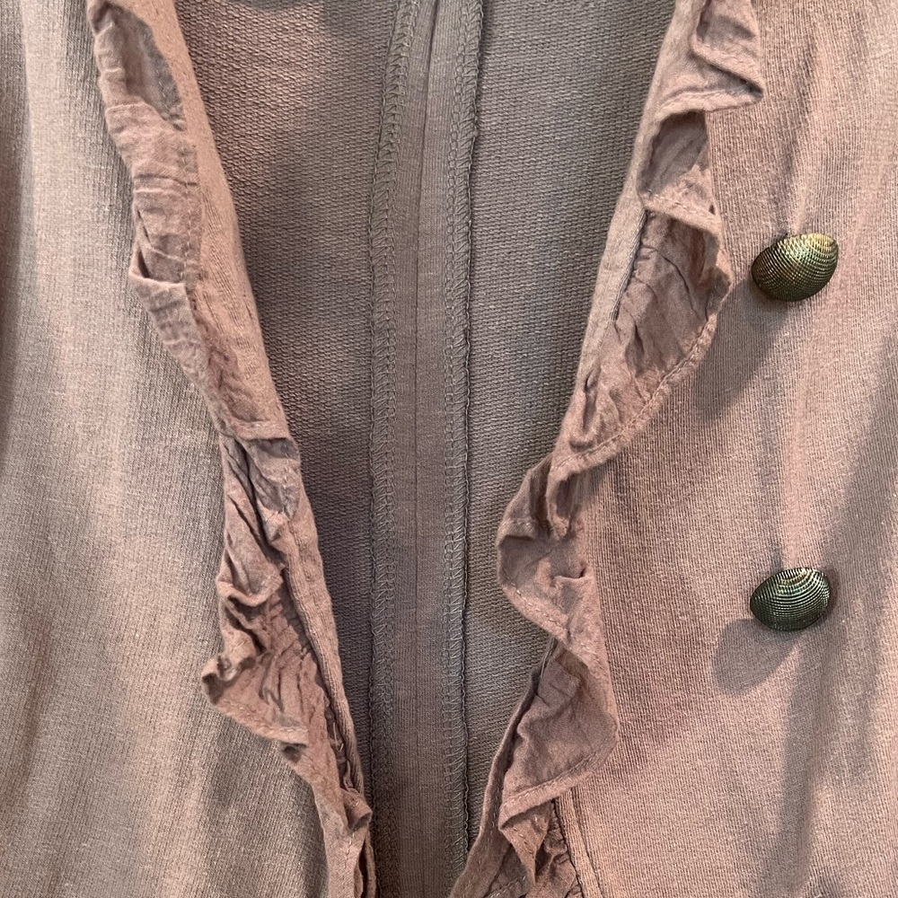 Ruffled Jacket - Picture 3 of 7